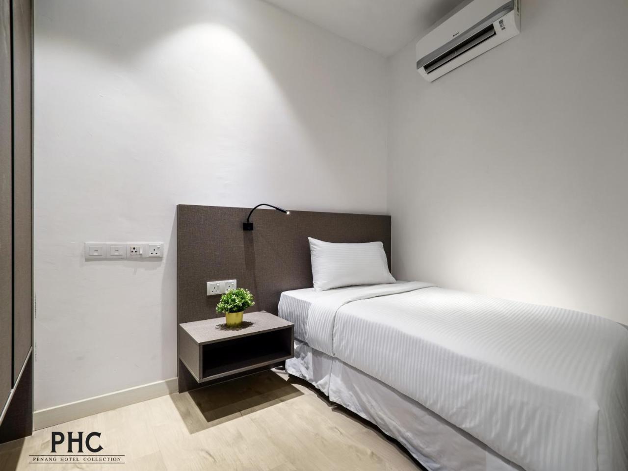 Hutton Suite Hotel Managed By The Ascott Limited George Town Exterior foto